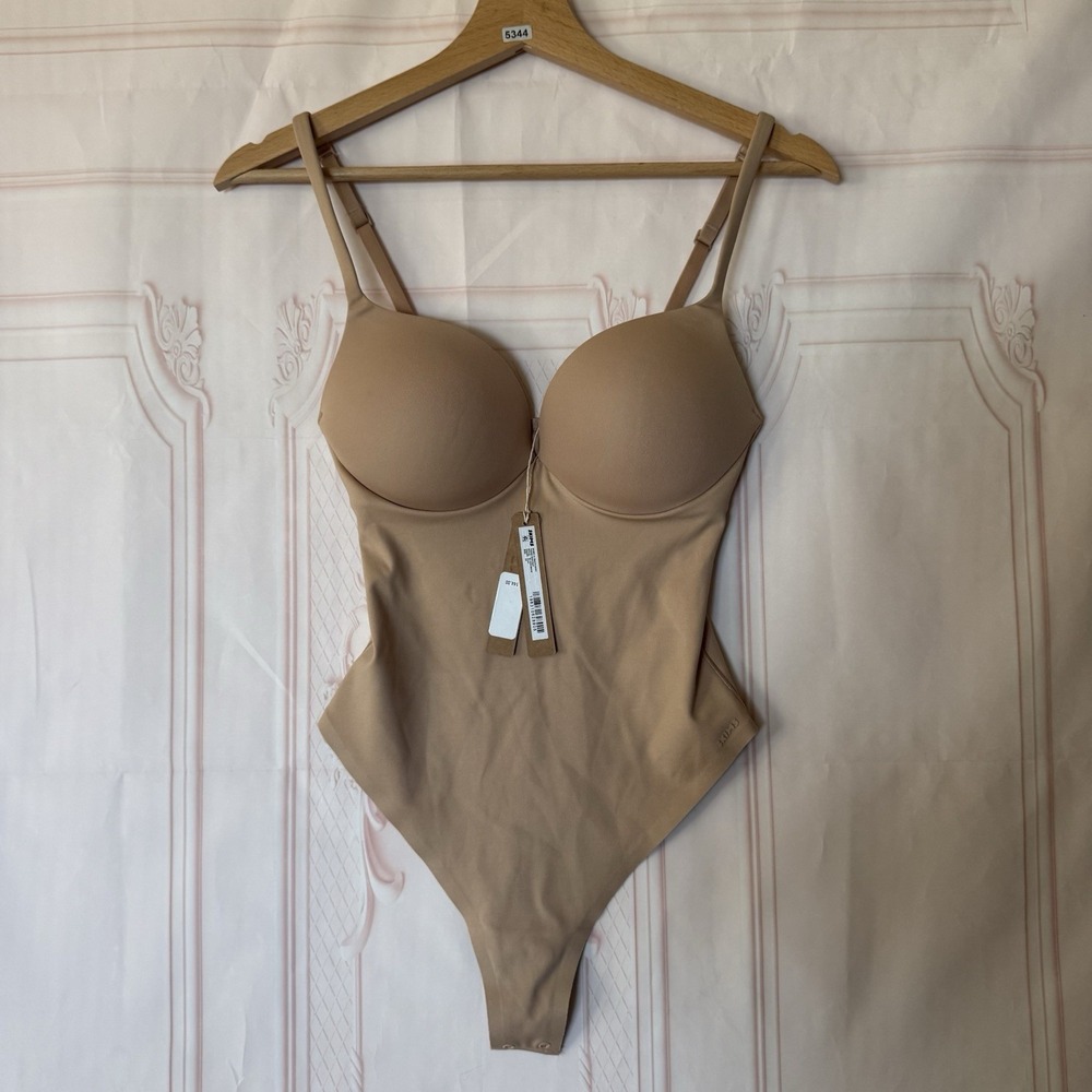 Skims Ultimate Body Push-Up Thong Bodysuit Clay Size XS NWT $144
